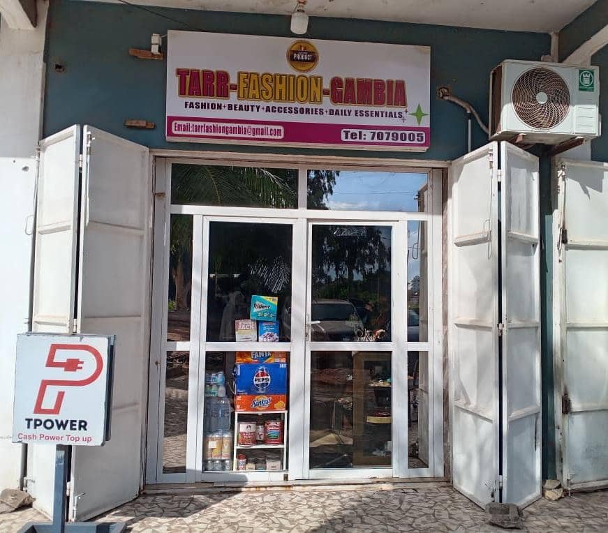 Tarr fashion Gambia